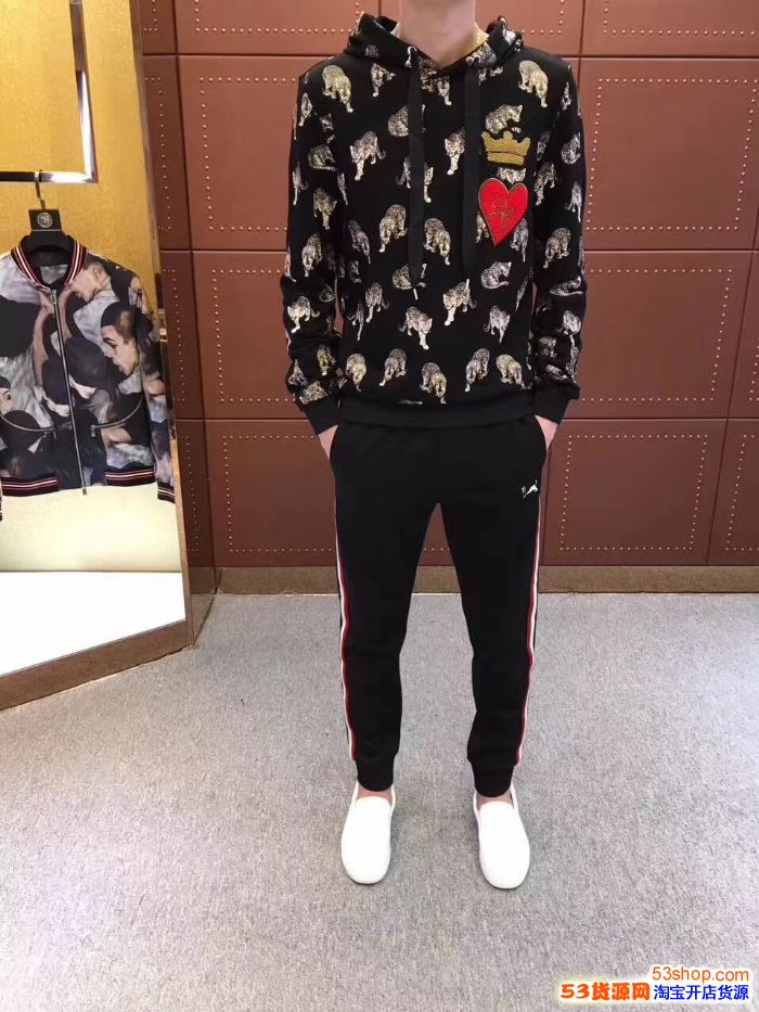 广州高仿奢侈品男装_专业批发高仿名牌男装_