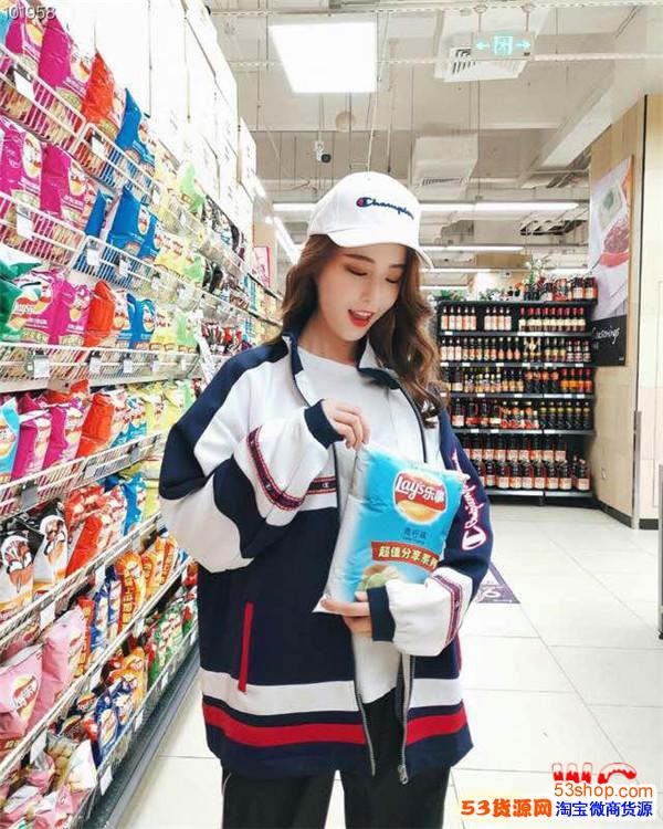 加肖姑娘微信有礼:pp36089 潮牌厂家直销货源,货源品种齐全,品牌运动