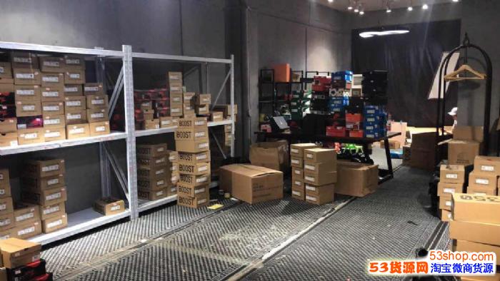 莆田鞋工厂直销一件代发一手档口货源诚招微商代理