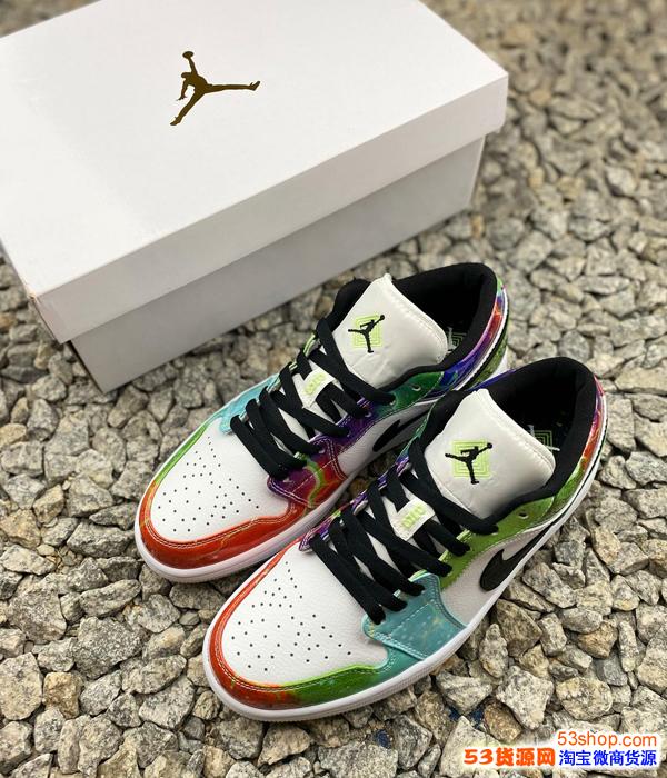 耐克乔丹low aj1 星空夜光银河炫彩星云低帮板鞋